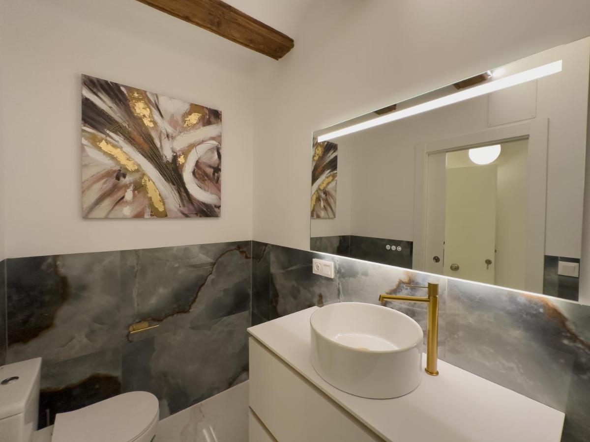 Central Market - Ciutat Vella, Exclusively For Families - Mid-Term Valencia Bagian luar foto